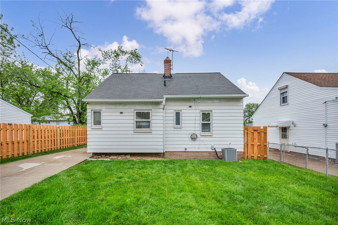 15300 Northwood Avenue Maple Heights OH 44137