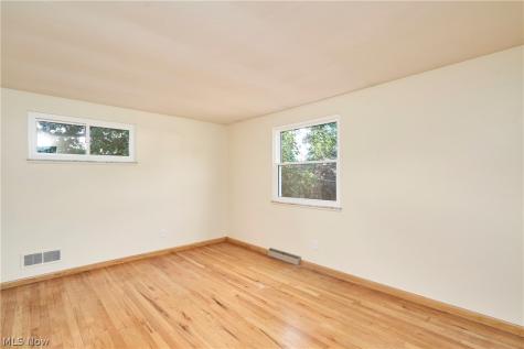 1503 Artman Avenue Akron OH 44313