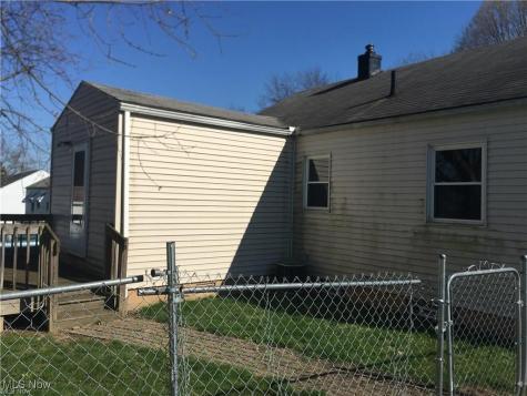 852 Marmion Avenue Youngstown OH 44502