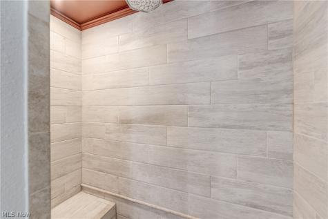 3755 Highland Road Cleveland OH 44111