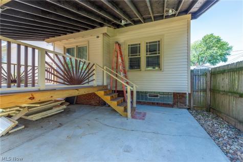 3755 Highland Road Cleveland OH 44111