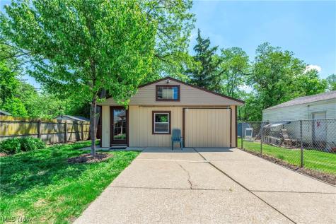 3755 Highland Road Cleveland OH 44111