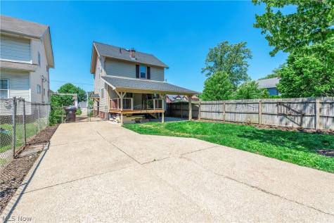 3755 Highland Road Cleveland OH 44111
