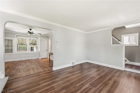 3755 Highland Road Cleveland OH 44111