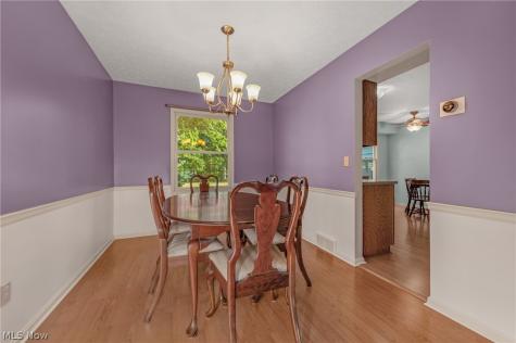 24450 Woodside Drive North Olmsted OH 44070