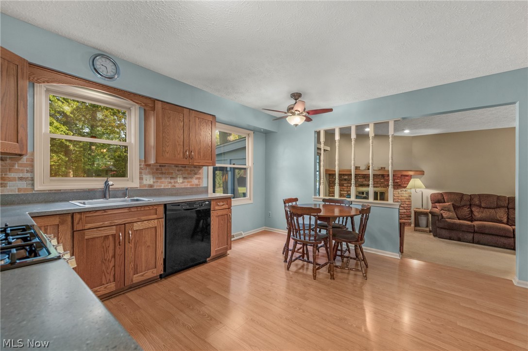 24450 Woodside Drive North Olmsted OH 44070