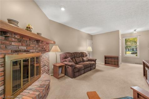 24450 Woodside Drive North Olmsted OH 44070