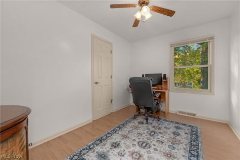 24450 Woodside Drive North Olmsted OH 44070