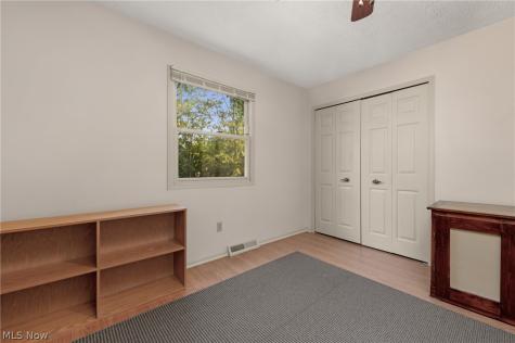 24450 Woodside Drive North Olmsted OH 44070