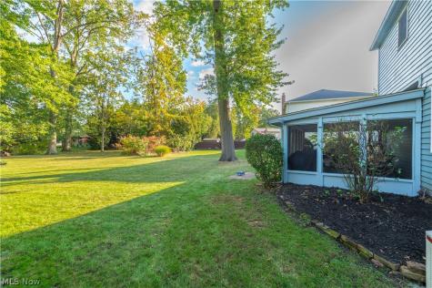 24450 Woodside Drive North Olmsted OH 44070