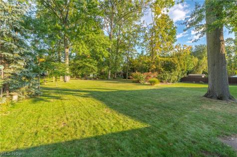 24450 Woodside Drive North Olmsted OH 44070