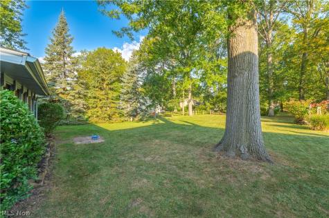 24450 Woodside Drive North Olmsted OH 44070