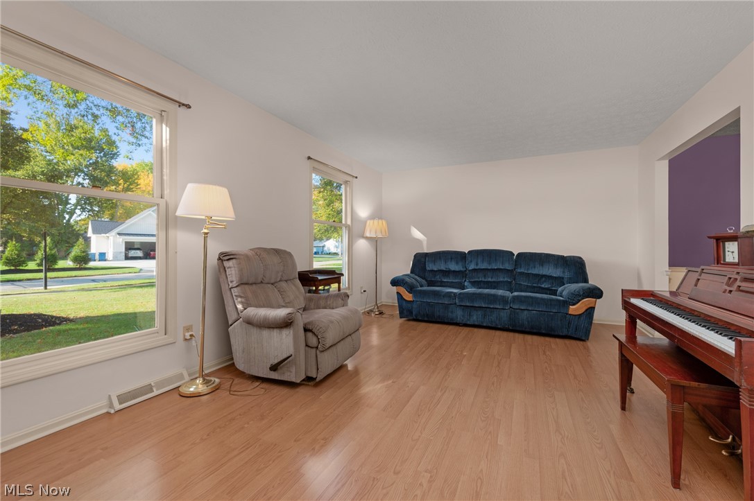 24450 Woodside Drive North Olmsted OH 44070