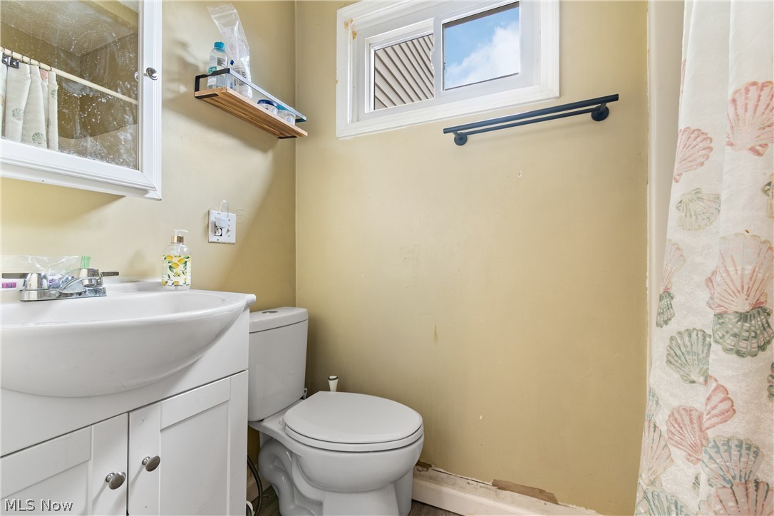 38 Walnut Court Mogadore OH 44260