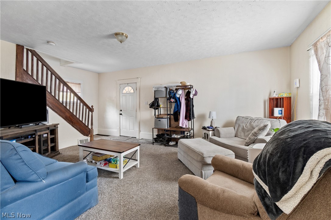 38 Walnut Court Mogadore OH 44260