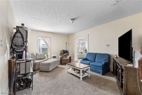 38 Walnut Court Mogadore OH 44260