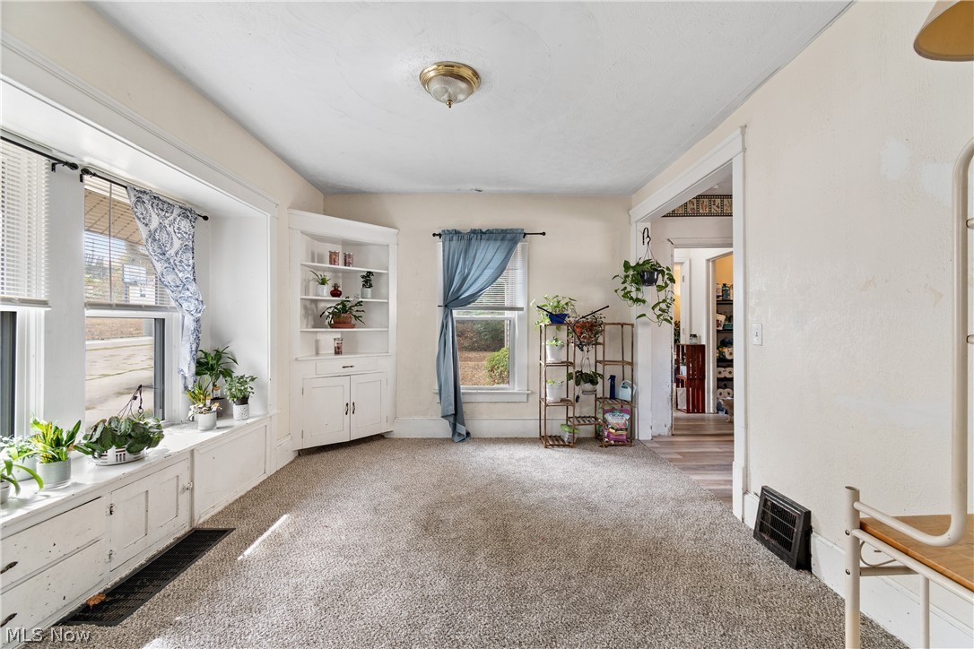 38 Walnut Court Mogadore OH 44260