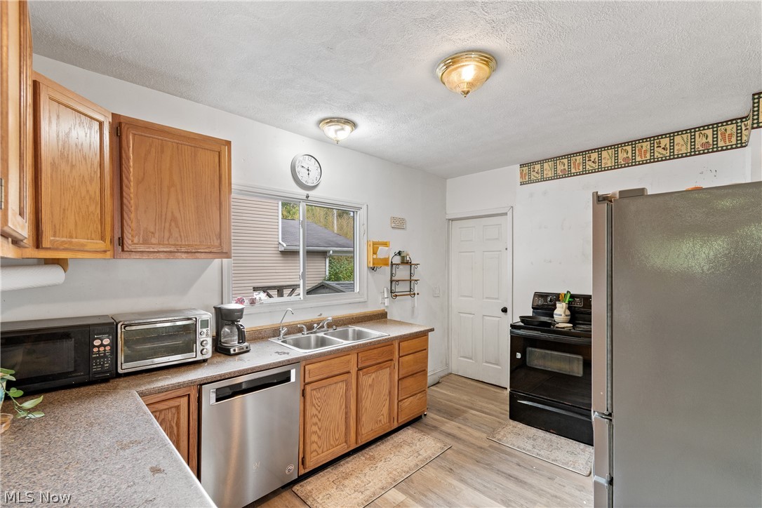 38 Walnut Court Mogadore OH 44260