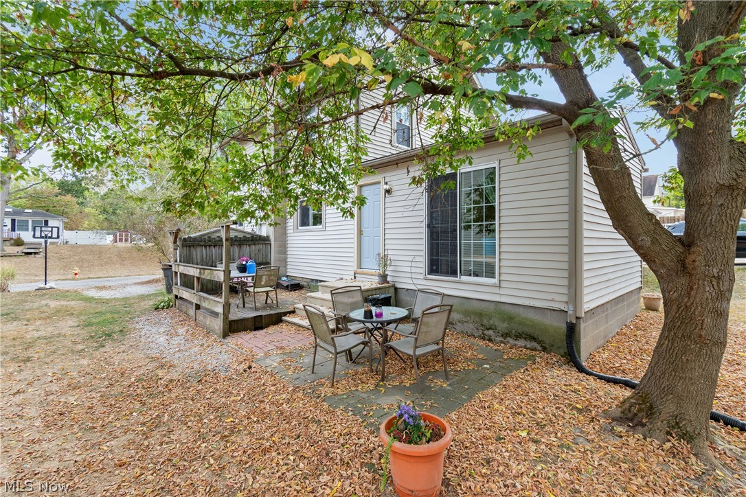 38 Walnut Court Mogadore OH 44260