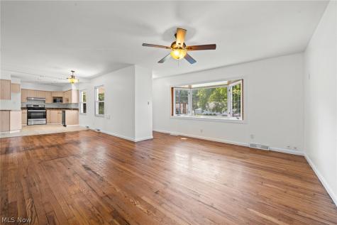 23080 Mildred Avenue North Olmsted OH 44070