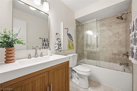 1118 Summit Drive Mayfield Heights OH 44124