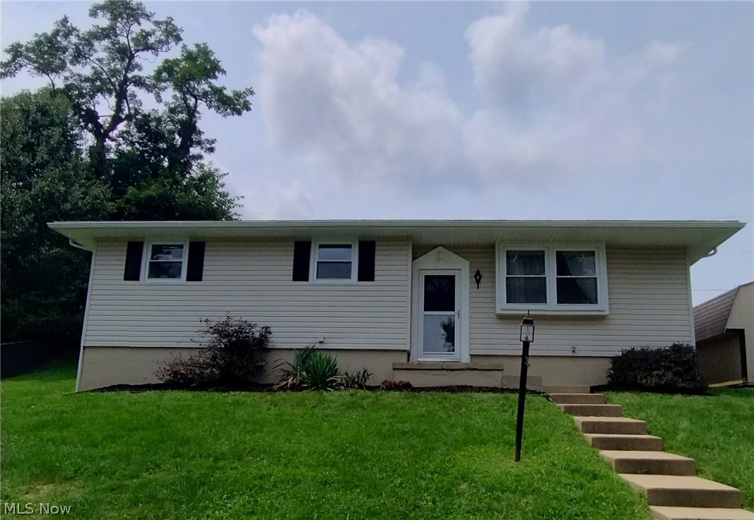 110 Locust Drive Barnesville OH 43713