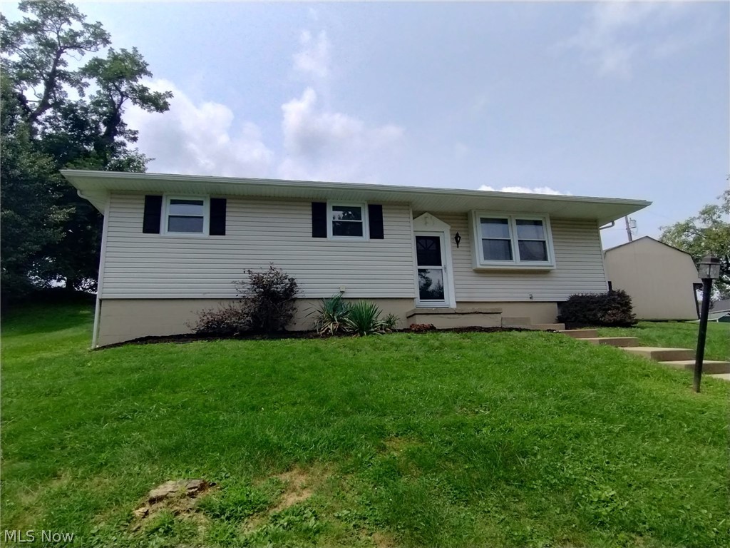 110 Locust Drive Barnesville OH 43713