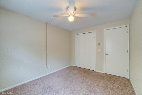 1719 Narragansett Boulevard Lorain OH 44053
