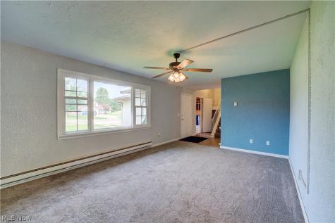 1719 Narragansett Boulevard Lorain OH 44053