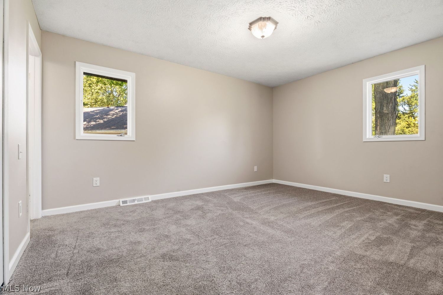 5460 Echodell Avenue NW North Canton OH 44720