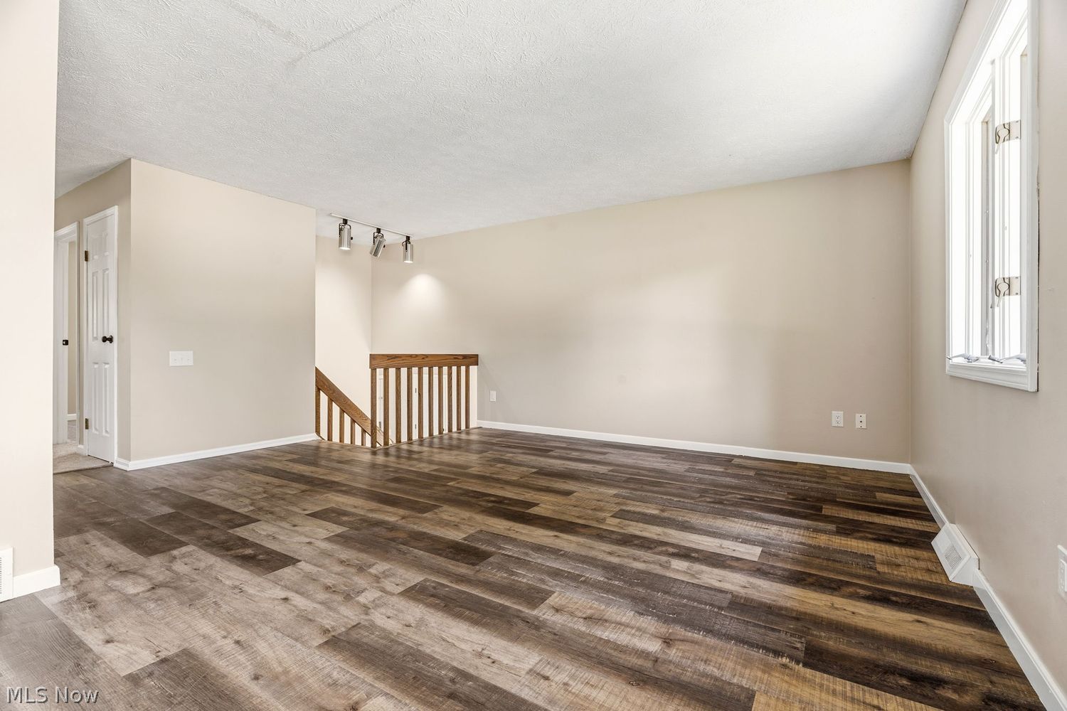 5460 Echodell Avenue NW North Canton OH 44720