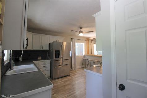 6382 Kungle Road Clinton OH 44216