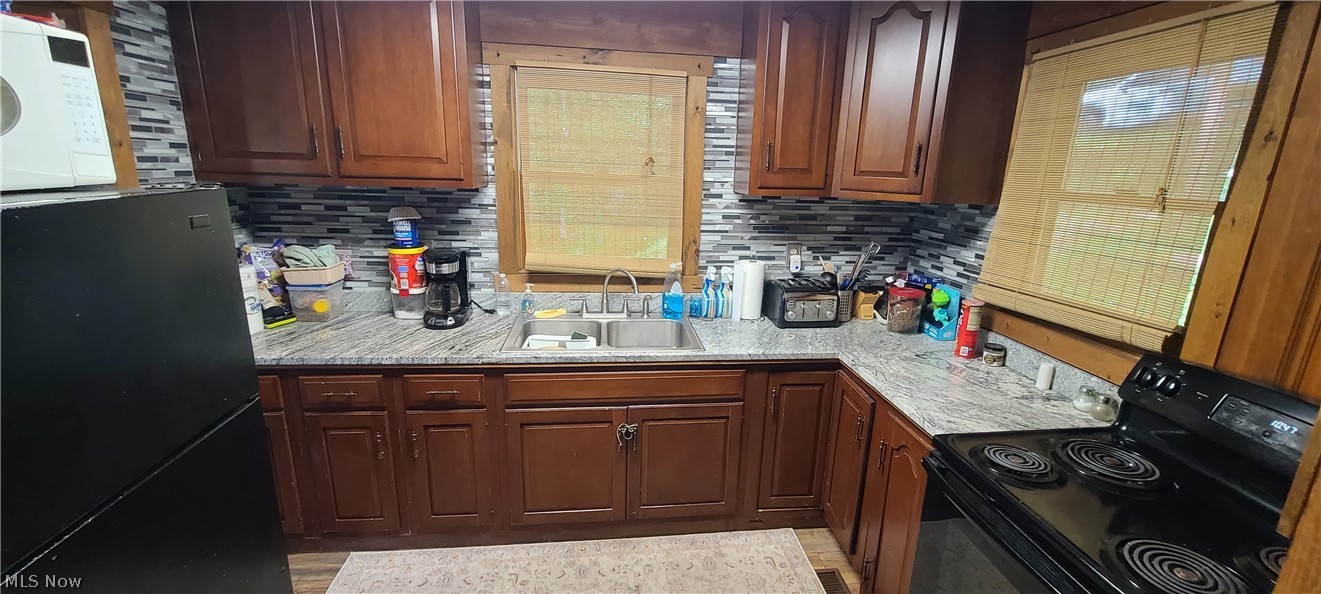 33560 Hilltop Drive Piedmont OH 43983