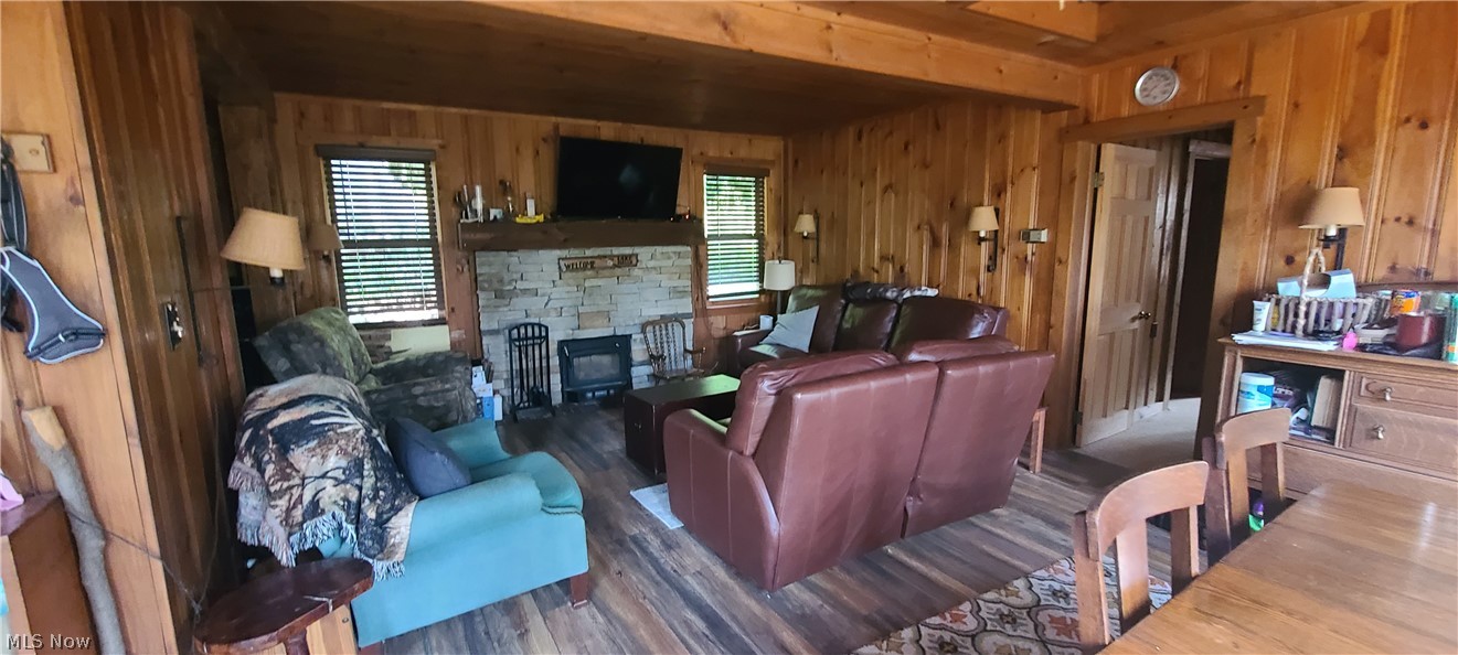 33560 Hilltop Drive Piedmont OH 43983