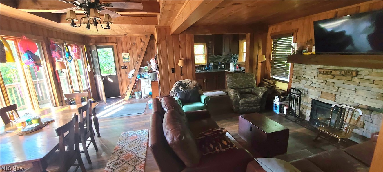33560 Hilltop Drive Piedmont OH 43983