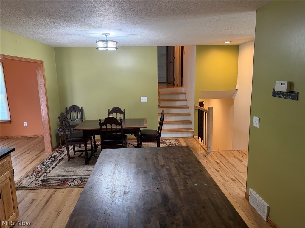 1016 Thomas Drive SW New Philadelphia OH 44663