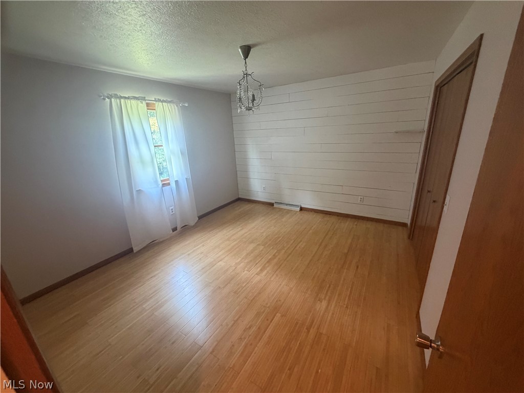 1016 Thomas Drive SW New Philadelphia OH 44663