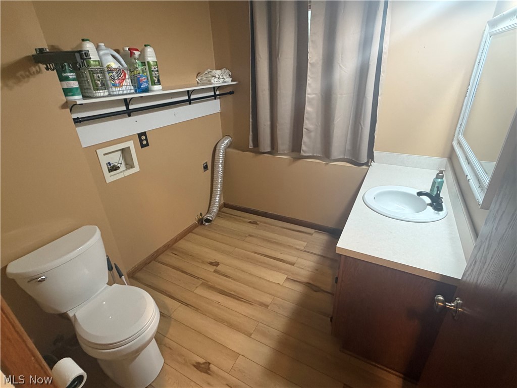 1016 Thomas Drive SW New Philadelphia OH 44663