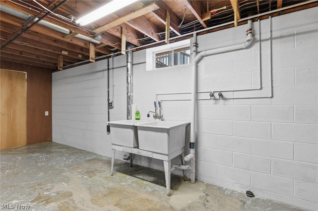 4561 Newbury Drive Vermilion OH 44089