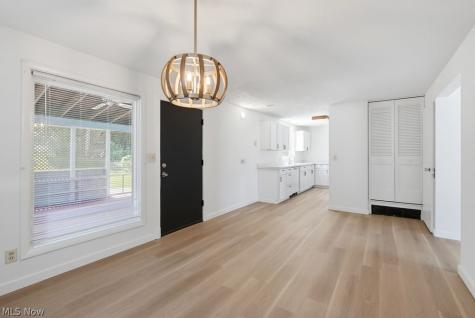 2245 Richmond Road Cuyahoga Falls OH 44221