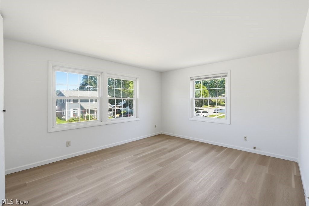 2245 Richmond Road Cuyahoga Falls OH 44221
