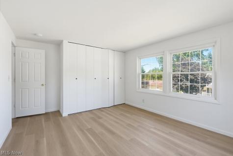 2245 Richmond Road Cuyahoga Falls OH 44221