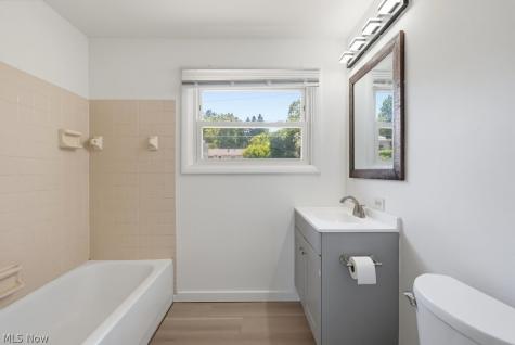 2245 Richmond Road Cuyahoga Falls OH 44221