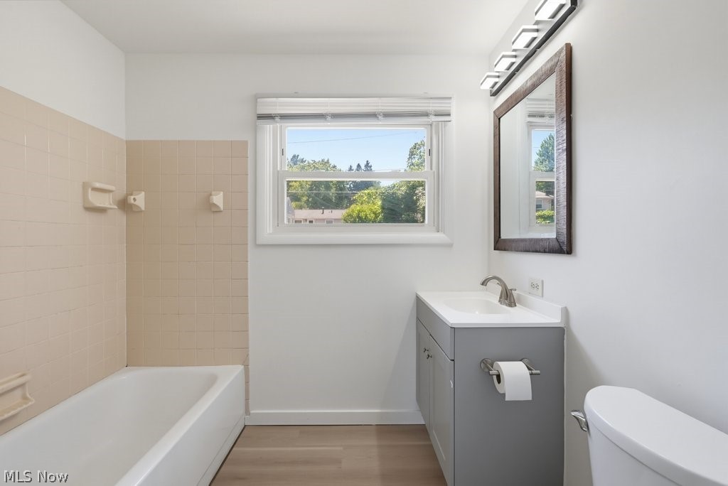 2245 Richmond Road Cuyahoga Falls OH 44221