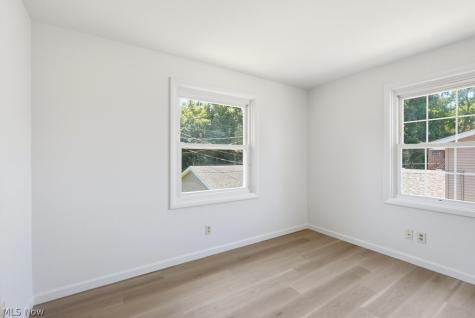 2245 Richmond Road Cuyahoga Falls OH 44221
