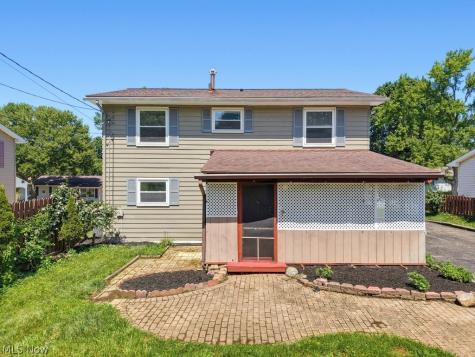 2245 Richmond Road Cuyahoga Falls OH 44221