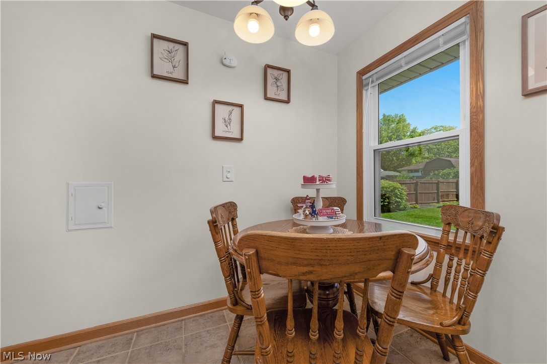 3209 Tressa Avenue Lorain OH 44052