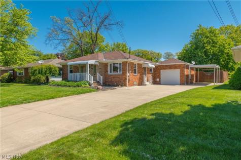 3209 Tressa Avenue Lorain OH 44052