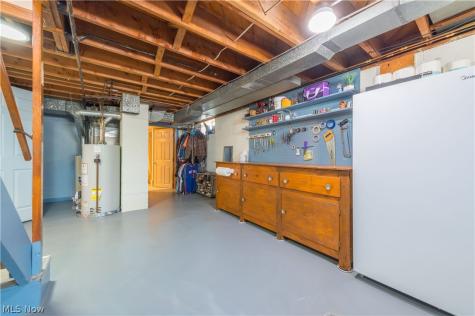 3209 Tressa Avenue Lorain OH 44052