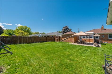 3209 Tressa Avenue Lorain OH 44052
